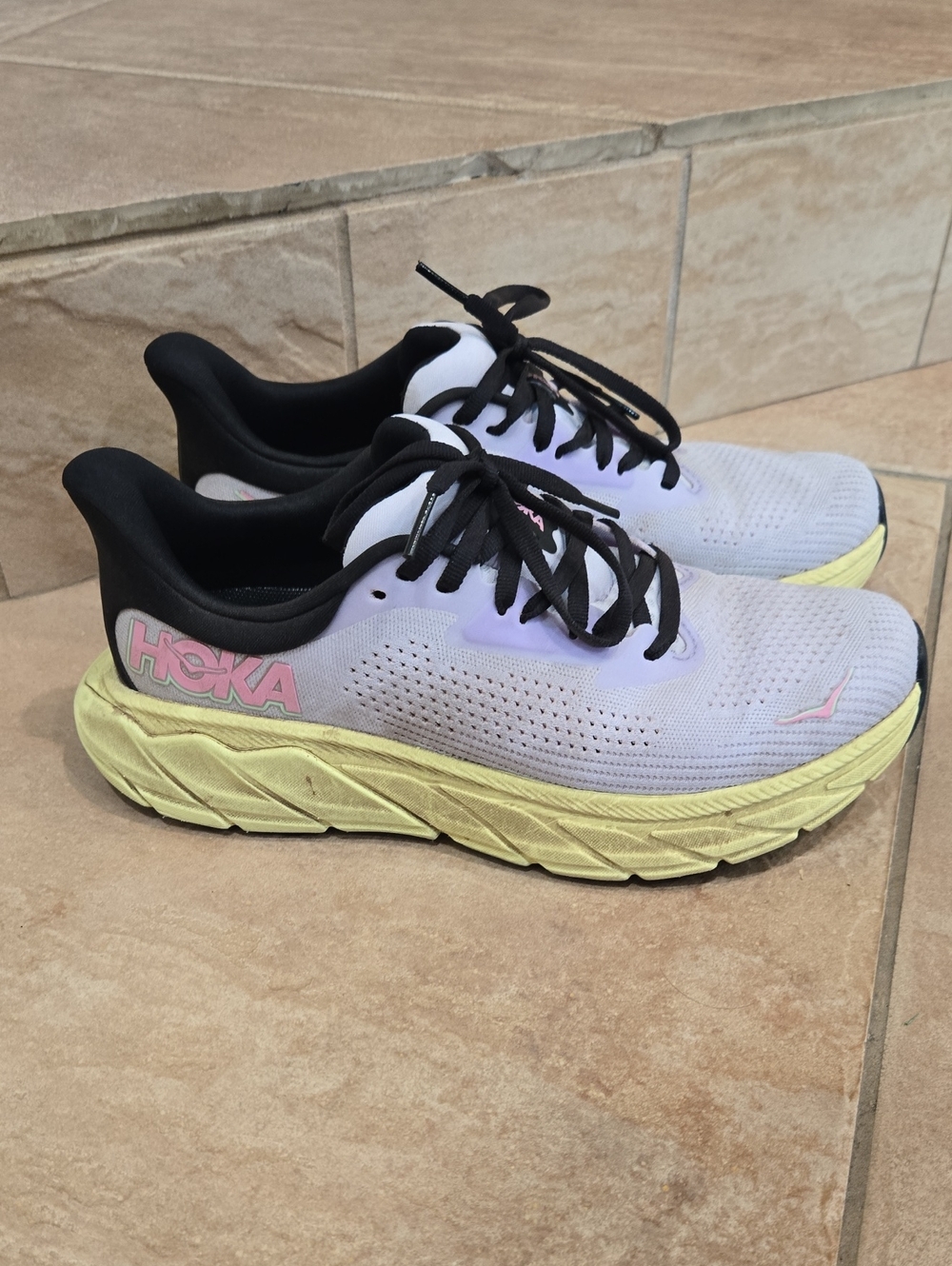 Hoka Arahi 7 W7.5